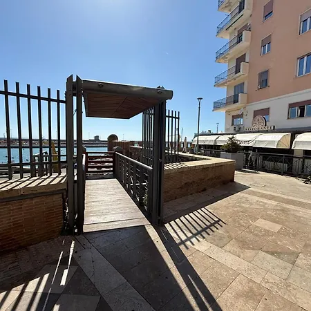 Emy Oda ve Kahvaltı