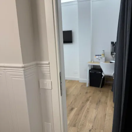 Oda ve Kahvaltı Emy