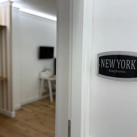 Emy Oda ve Kahvaltı Civitavecchia