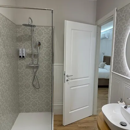 Emy 3* Чивитавеккья