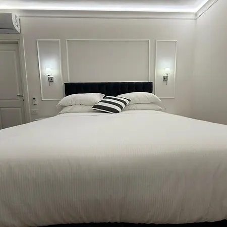 Emy Oda ve Kahvaltı