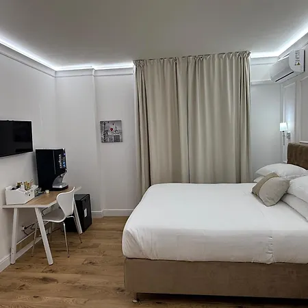 Emy Oda ve Kahvaltı