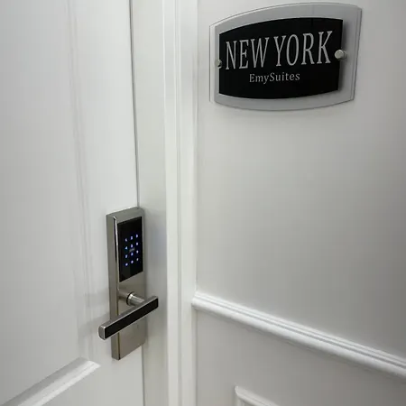 Oda ve Kahvaltı Emy