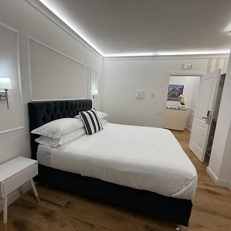 Emy Bed and breakfast 4*