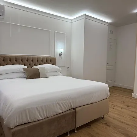 Emy Bed & Breakfast 4*